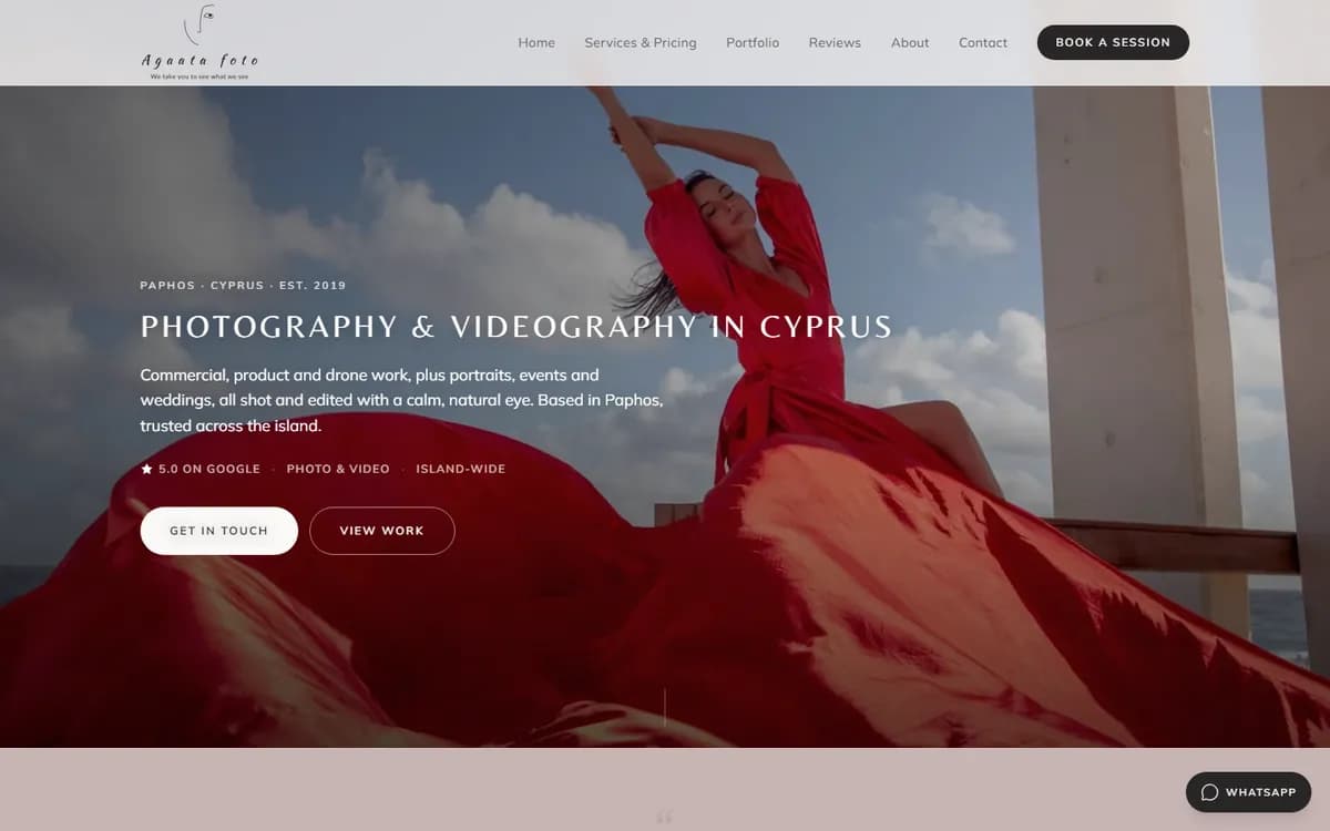 Strona główna fotografa z Pafos: nagłówek o fotografii i filmowaniu na Cyprze i przycisk kontaktu